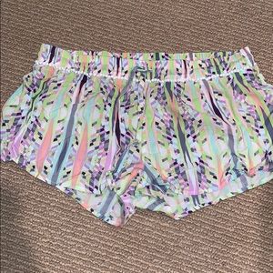 victoria’s secret tropical flowy shorts S